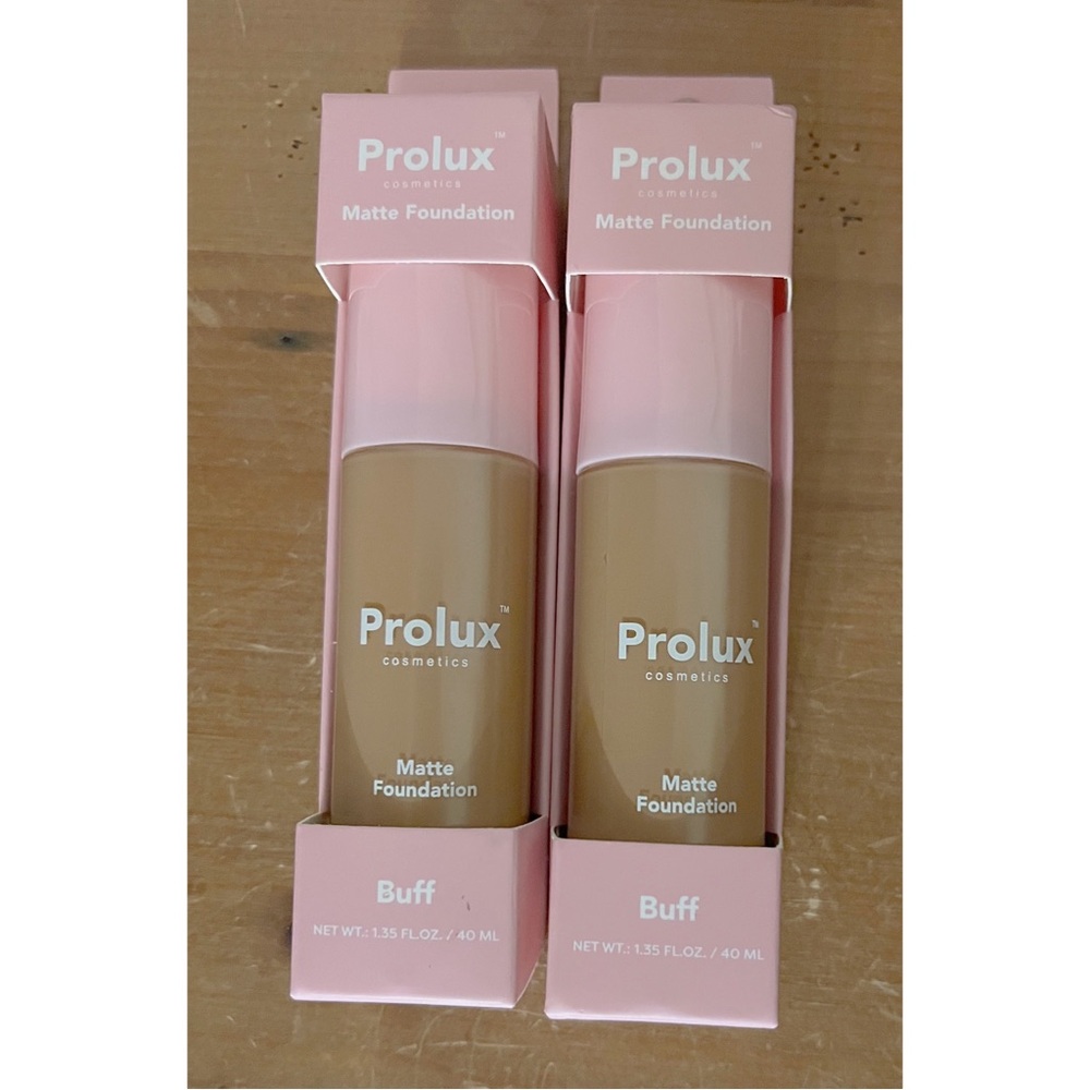Set of 2 Prolux Cosmetics Matte
Foundation BUFF - 1.35fl oz. New in Box